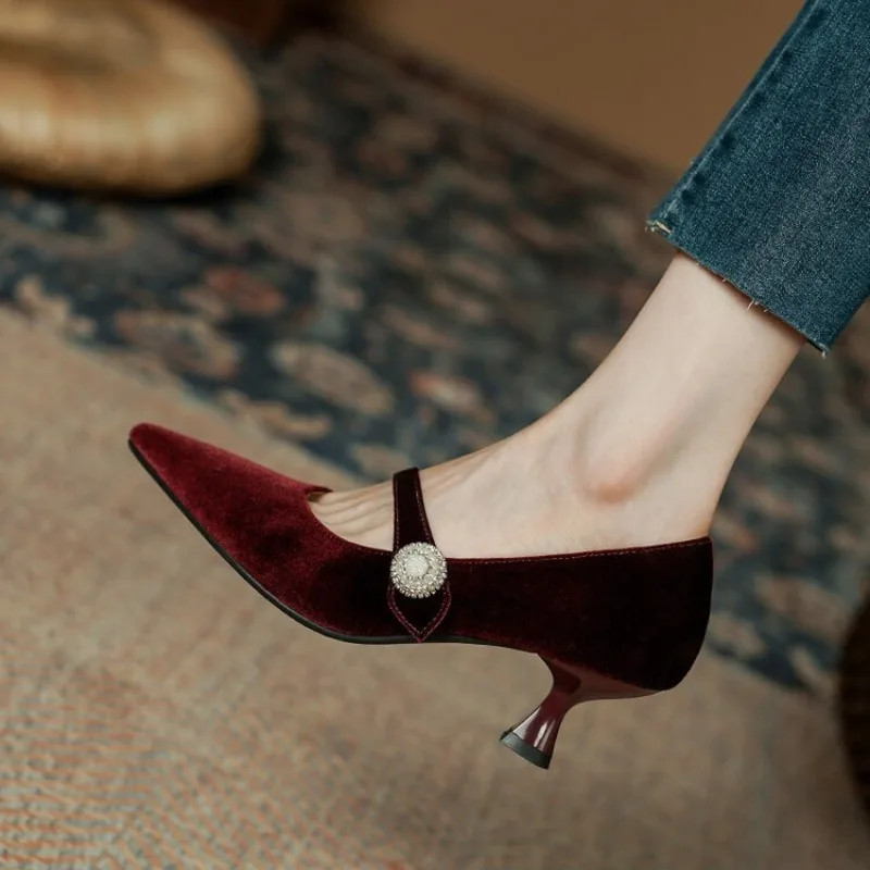 Vinho tinto apontou toe mary j - Womens Heels avaliação e preço